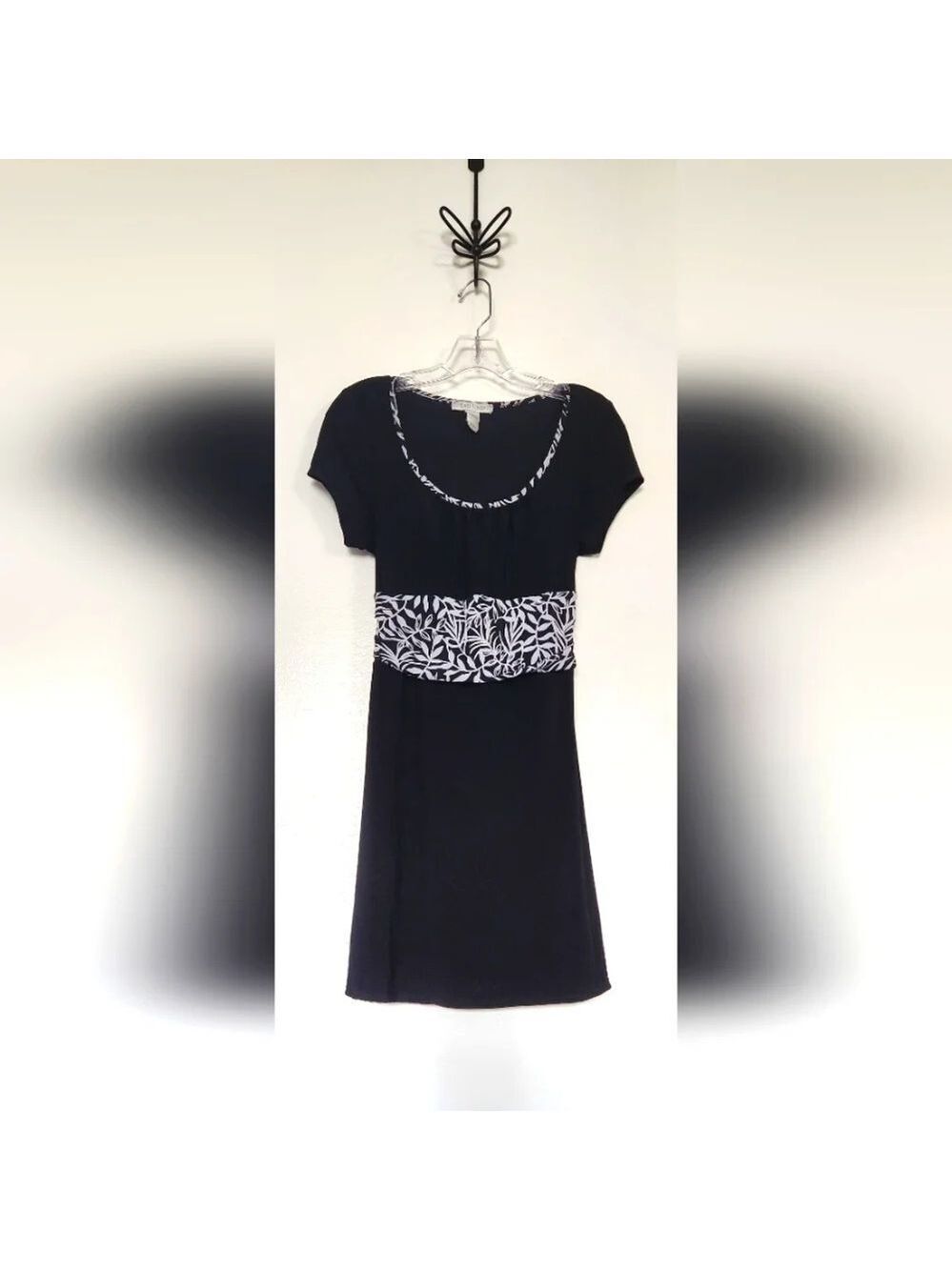 White House Black Market Black Leaf Print Tie Back Dress Size L